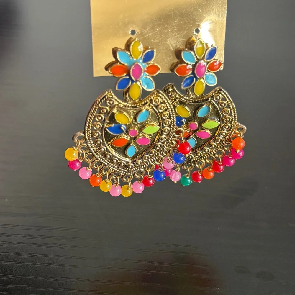 Ethnic Indian Wear Multicolor Gold Earrings - Picture 5 of 8